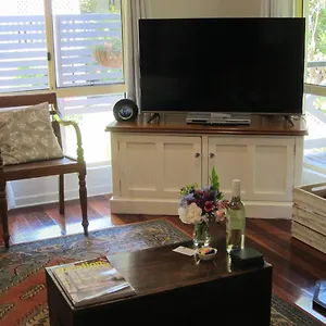 https://kidd-street-cottages.queenslandhotels.net